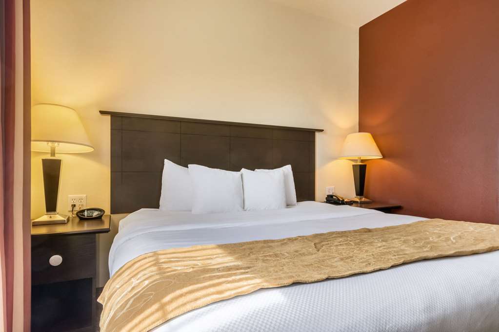 Comfort Suites Alexandría Habitación foto